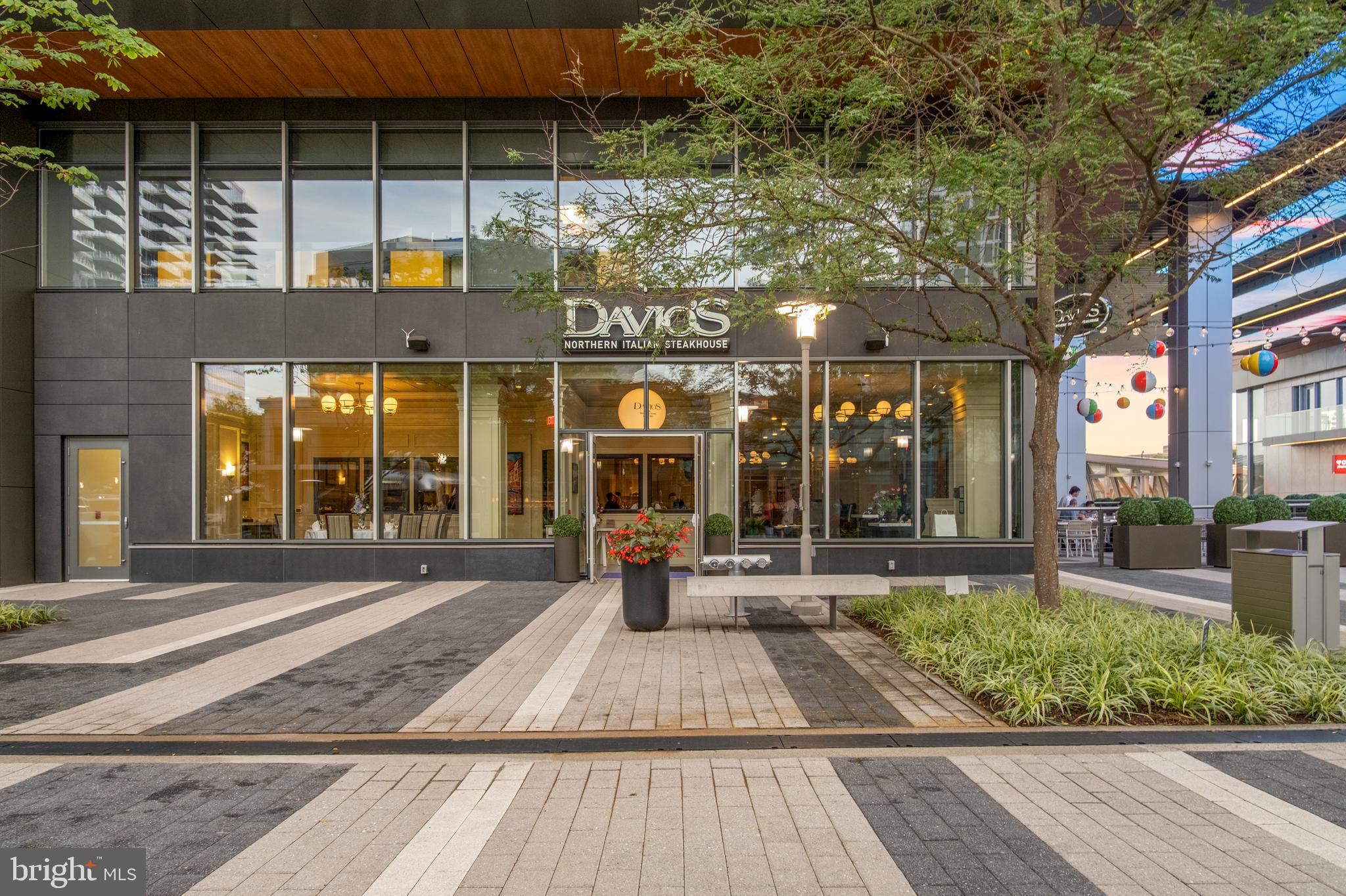 11612 Clipstone Lane Reston, VA 20191 - Photo 42 of 51