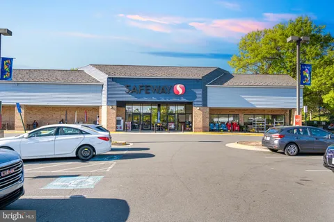 $935,000 | 11612 Clipstone Lane, Reston, VA 20191