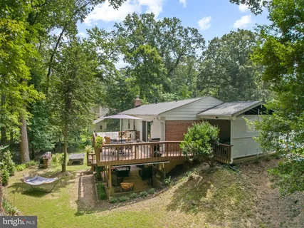 $935,000 | 11612 Clipstone Lane, Reston, VA 20191