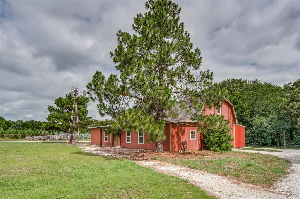 1833 Dr Sanders Road Cross Roads, TX 76227 - Photo 29 of 40