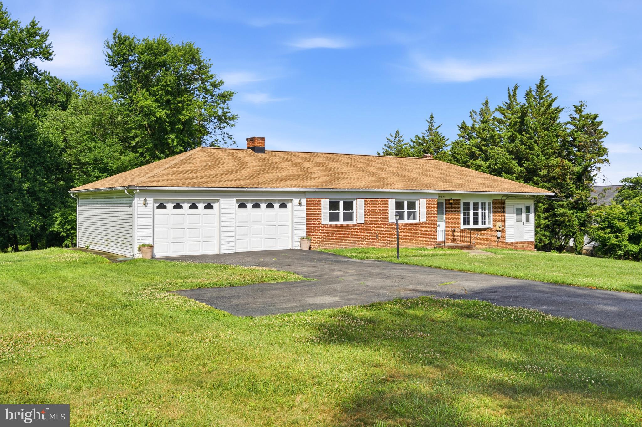 5233 Kerger Road Ellicott City, MD 21043 - Photo 3 of 39