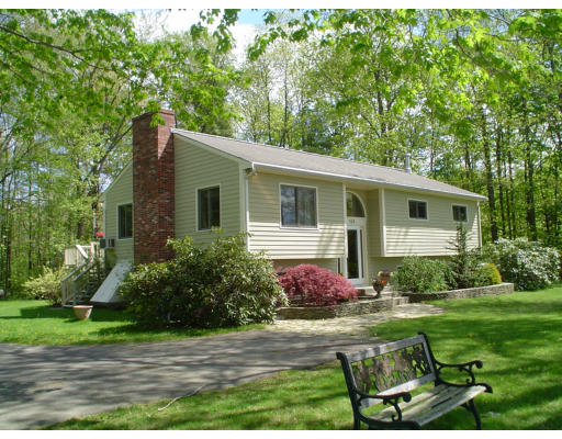 155 Pleasant Valley Road Amesbury, MA 01913 - Photo 1 of 17 Gallery Image 1