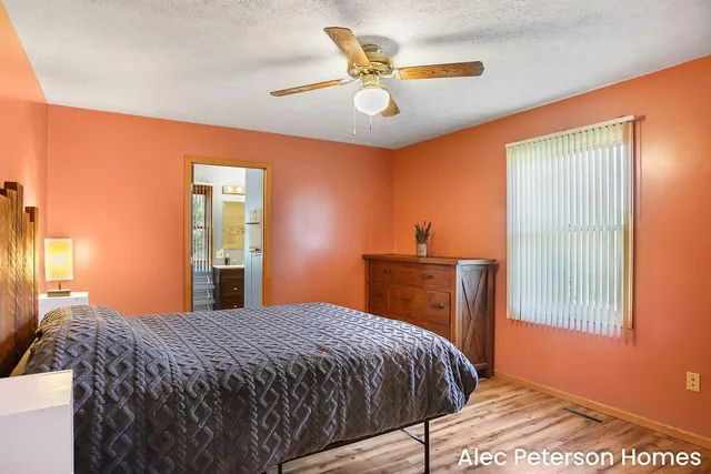 $364,900 | 1301 East Mill Street, Hastings, MI 49058