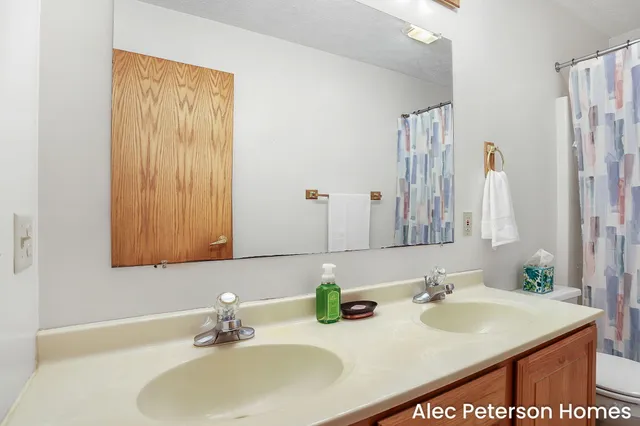 $364,900 | 1301 East Mill Street, Hastings, MI 49058