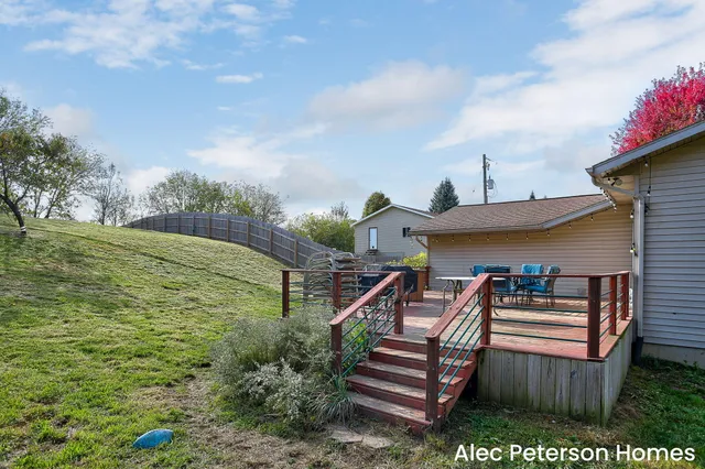 $364,900 | 1301 East Mill Street, Hastings, MI 49058