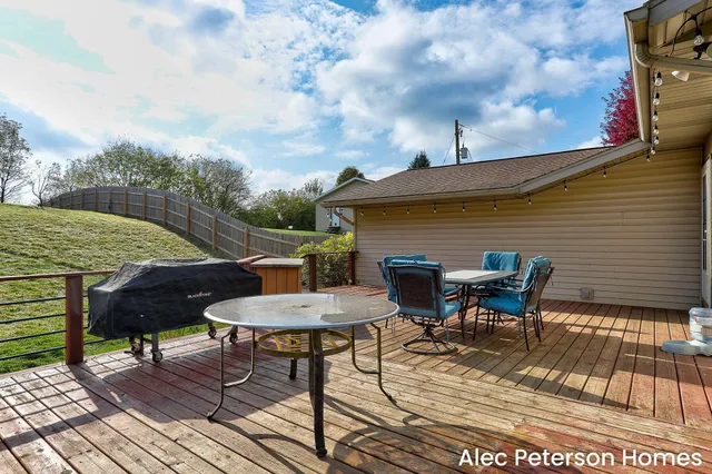 $364,900 | 1301 East Mill Street, Hastings, MI 49058