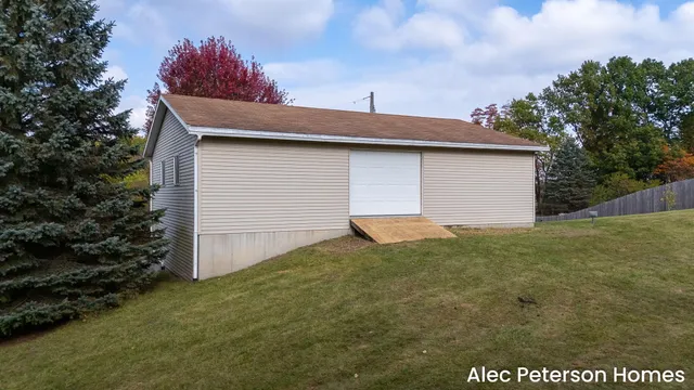 $364,900 | 1301 East Mill Street, Hastings, MI 49058