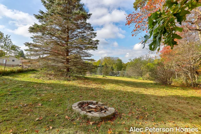 $364,900 | 1301 East Mill Street, Hastings, MI 49058