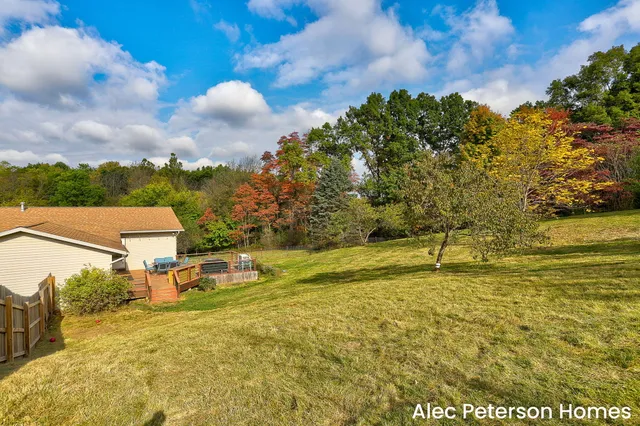 $364,900 | 1301 East Mill Street, Hastings, MI 49058