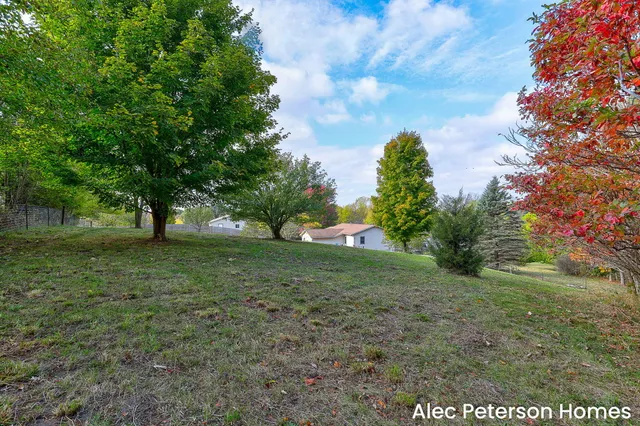 $364,900 | 1301 East Mill Street, Hastings, MI 49058