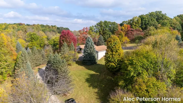 $364,900 | 1301 East Mill Street, Hastings, MI 49058