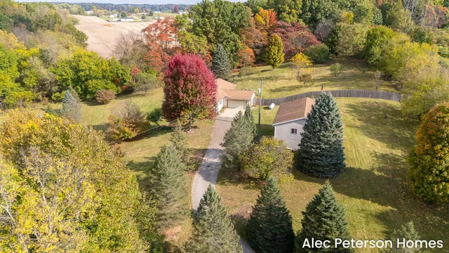 $364,900 | 1301 East Mill Street, Hastings, MI 49058