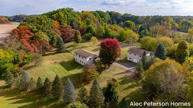 $364,900 | 1301 East Mill Street, Hastings, MI 49058