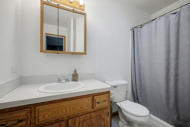 $2,300 | 2208 Root Street, Crest Hill, IL 60403