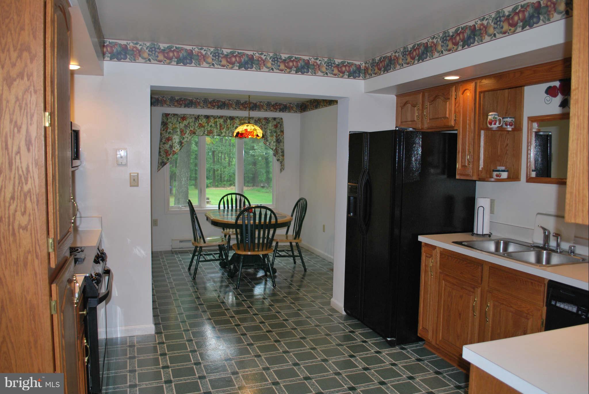 13934 Penn Shop Road Mount Airy, MD 21771 - Photo 12 of 29 Kitchen
