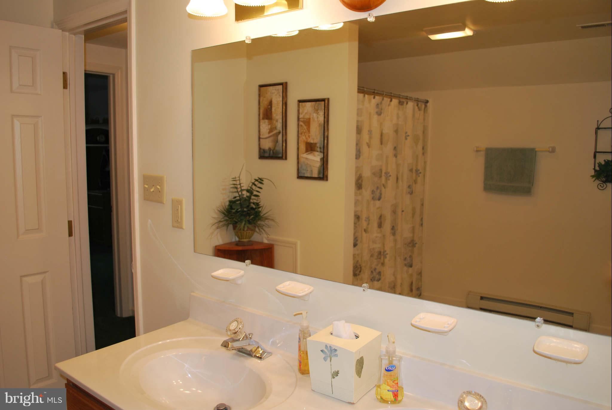 13934 Penn Shop Road Mount Airy, MD 21771 - Photo 24 of 29 Bath