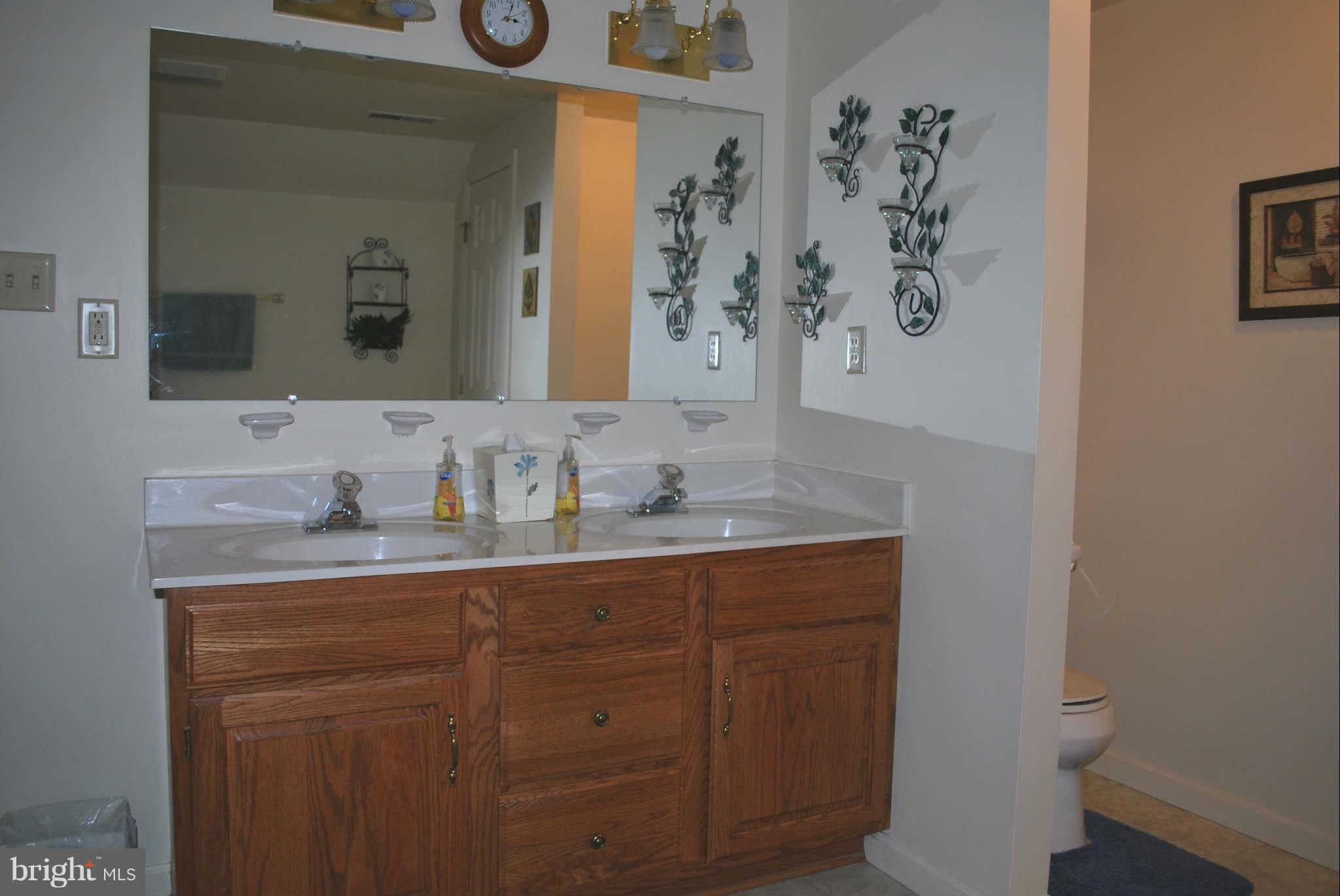 13934 Penn Shop Road Mount Airy, MD 21771 - Photo 25 of 29 Bath