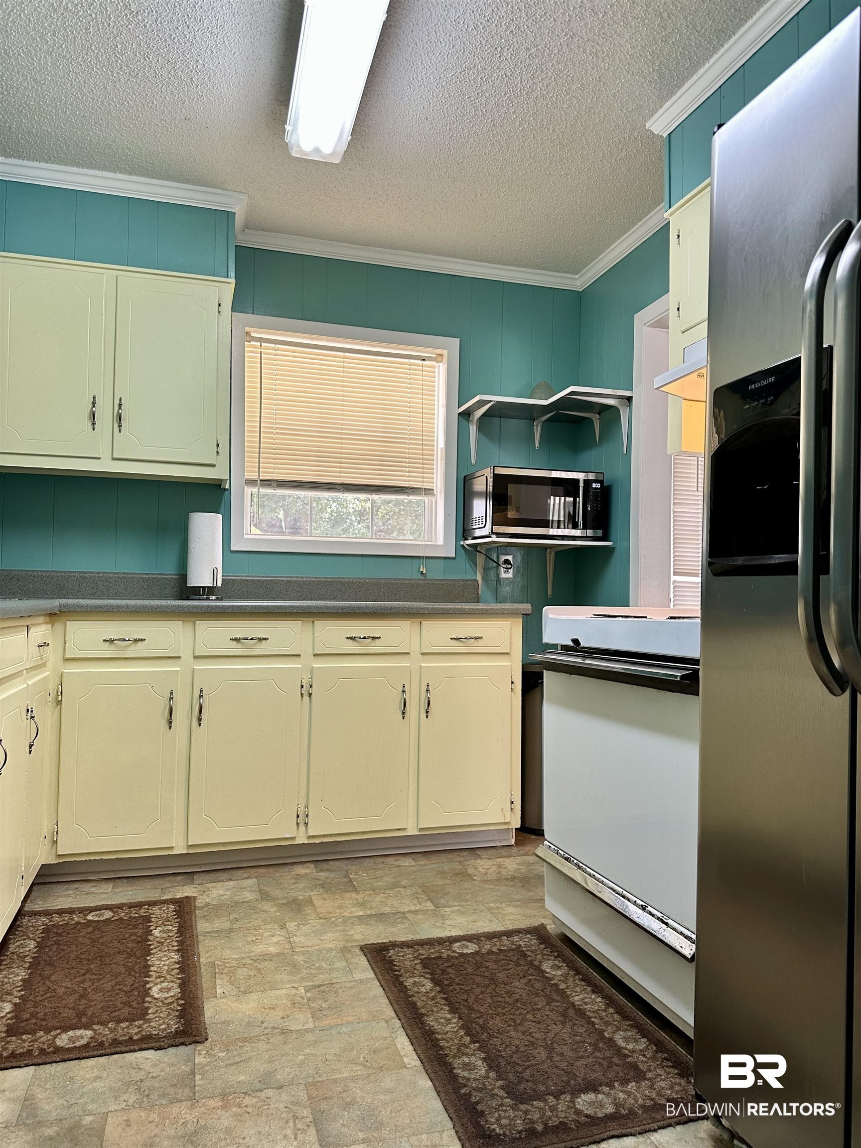 302 Luttrell Street Brewton, AL 36426 - Photo 6 of 18