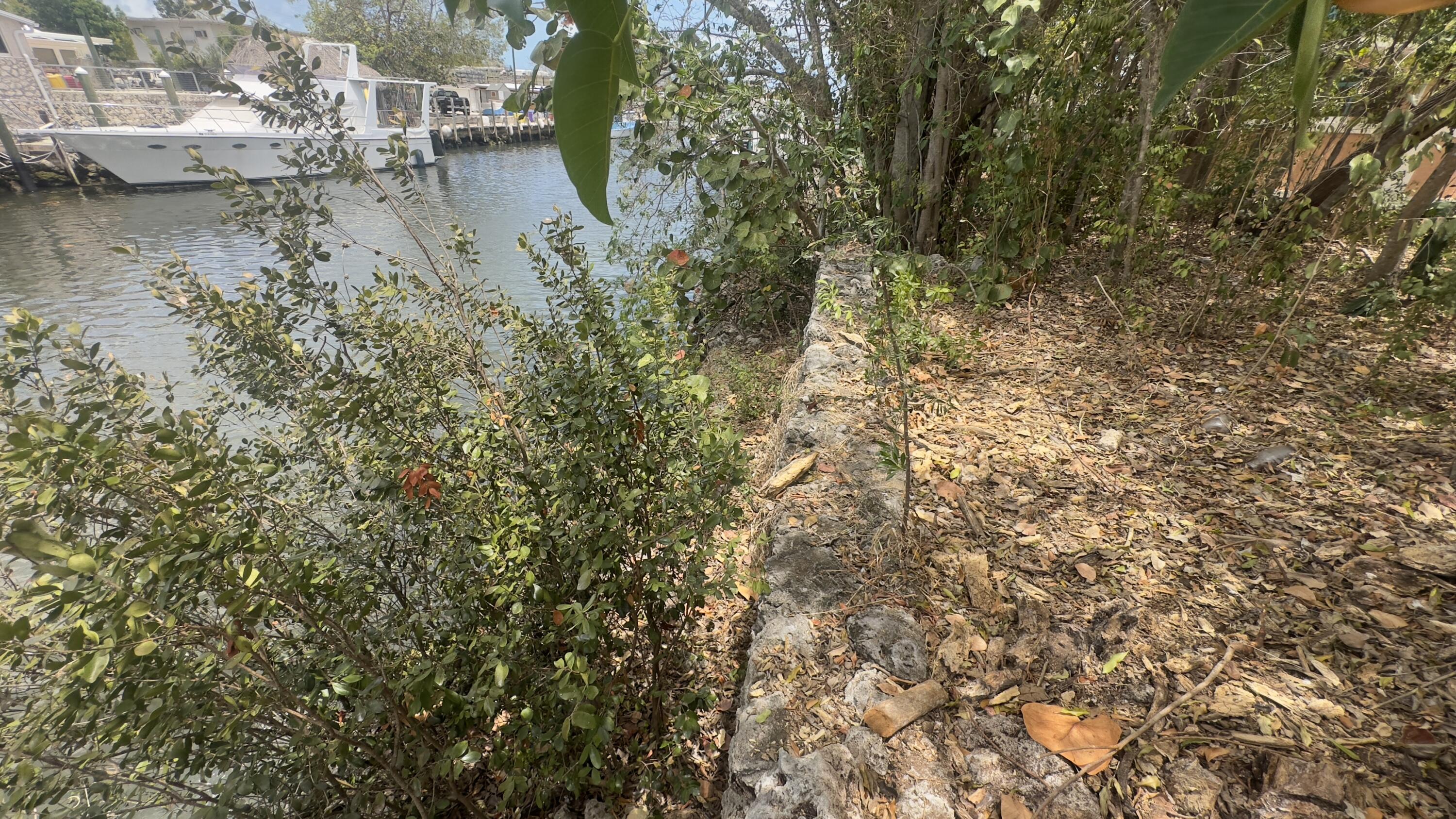 8 South Exuma Road Key Largo, FL 33037 - Photo 13 of 18 a view of a lake with houses