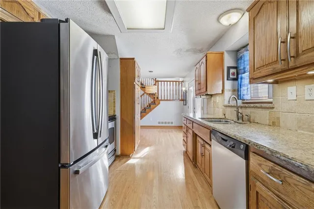 $245,000 | 5212 Hedges Avenue, Kansas City, MO 64133