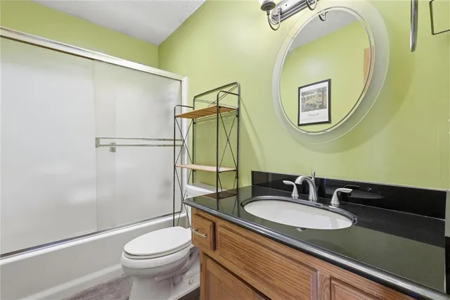 $245,000 | 5212 Hedges Avenue, Kansas City, MO 64133