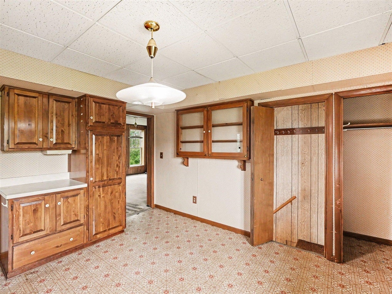 8857 Beeman Road Chelsea, MI 48118 - Photo 11 of 45 Gallery Image 11