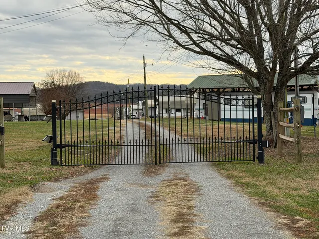 $299,000 | 249 Dabeej Drive, Mooresburg, TN 37811