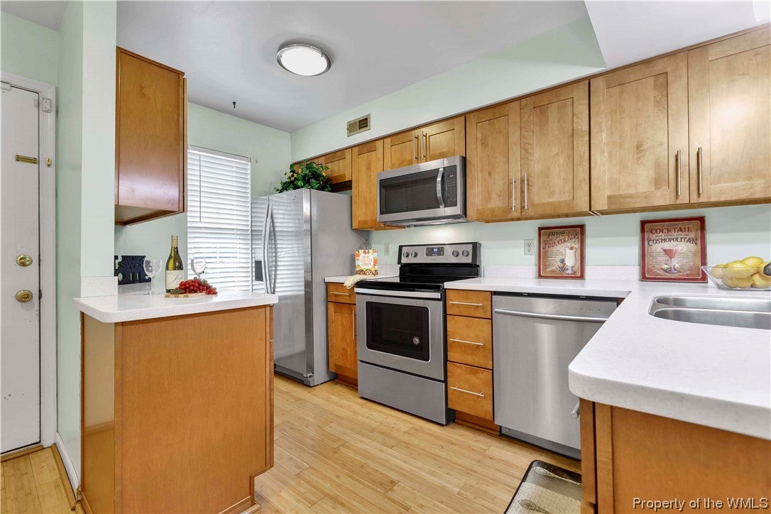 439 Lester Road, Unit 7 Newport News, VA 23601 - Photo 7 of 29 Gallery Image 7