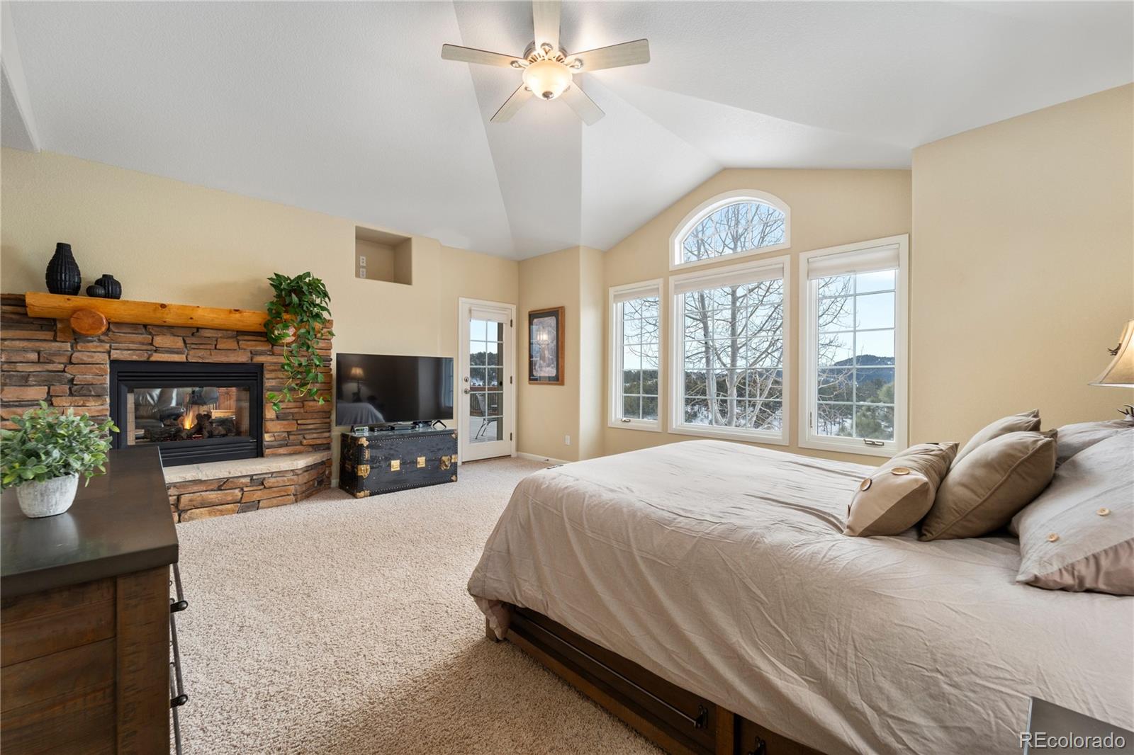 7424 Ridgecrest Lane Morrison, CO 80465 - Photo 16 of 49