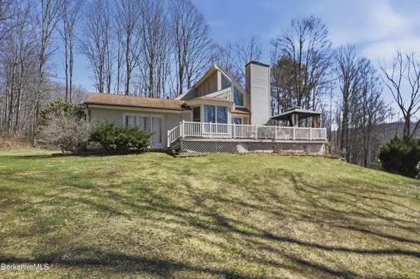 $699,000 | 56 Victoria Lane, Lanesborough, MA 01237