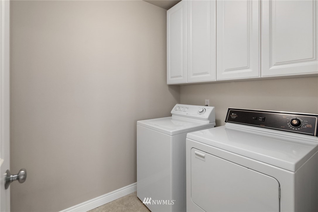 17432 Bothell Way Northeast, Unit B301 Bothell, WA 98011 - Photo 11 of 18