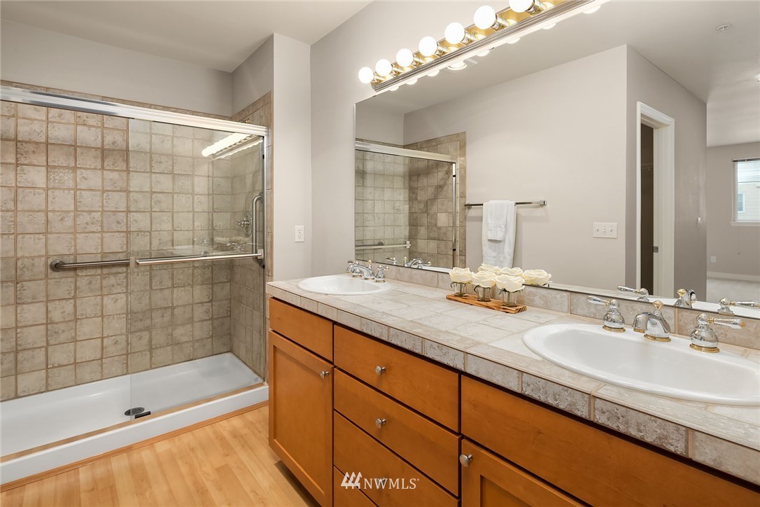 17432 Bothell Way Northeast, Unit B301 Bothell, WA 98011 - Photo 15 of 18