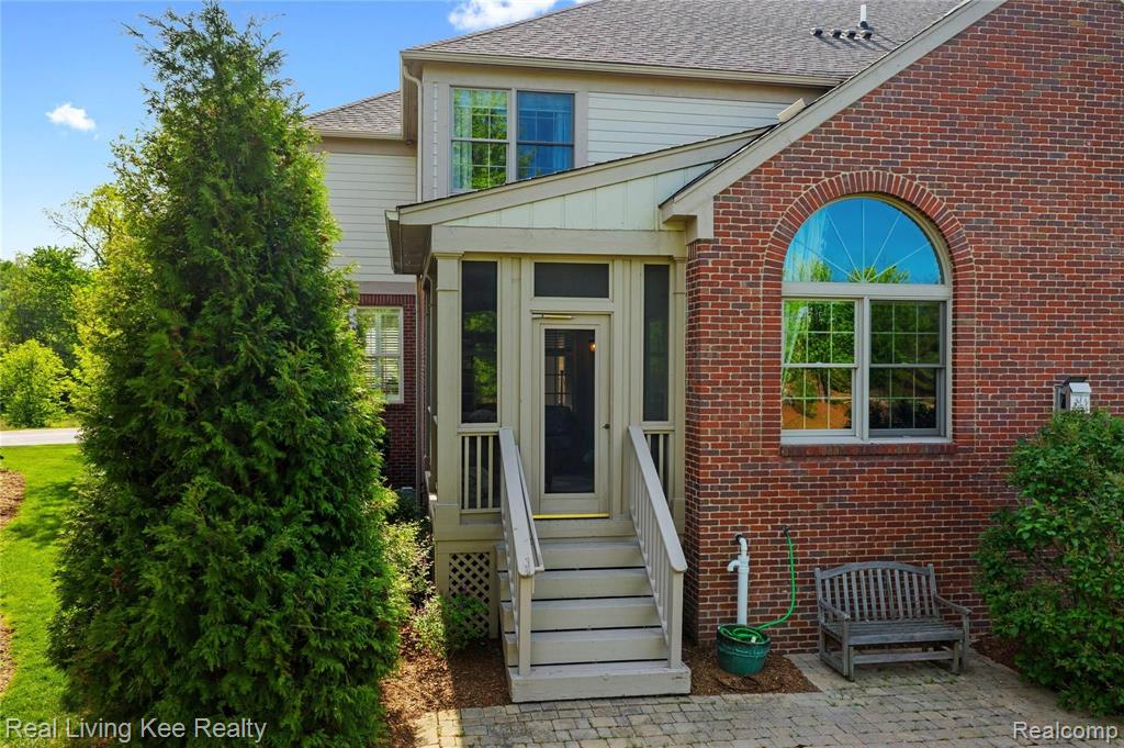 3821 Windingbrook Circle Rochester Hills, MI 48309 - Photo 27 of 33