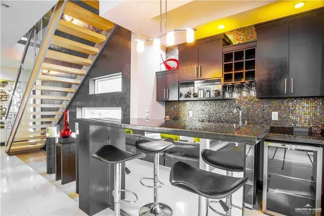 $4,800 | 309 North Mockingbird Avenue, Unit H, Mission, TX 78572