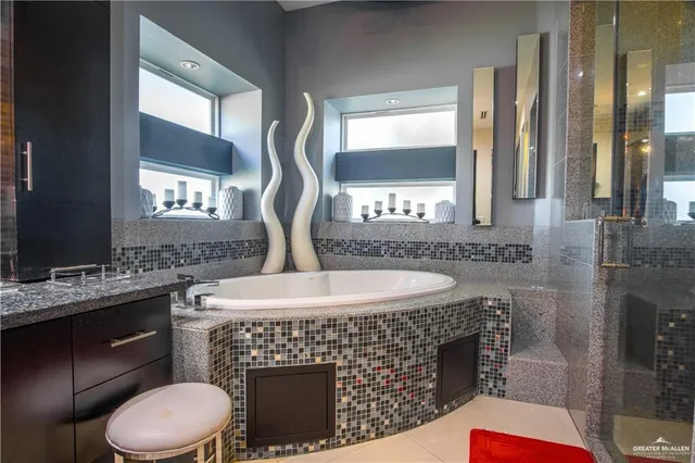 $4,800 | 309 North Mockingbird Avenue, Unit H, Mission, TX 78572