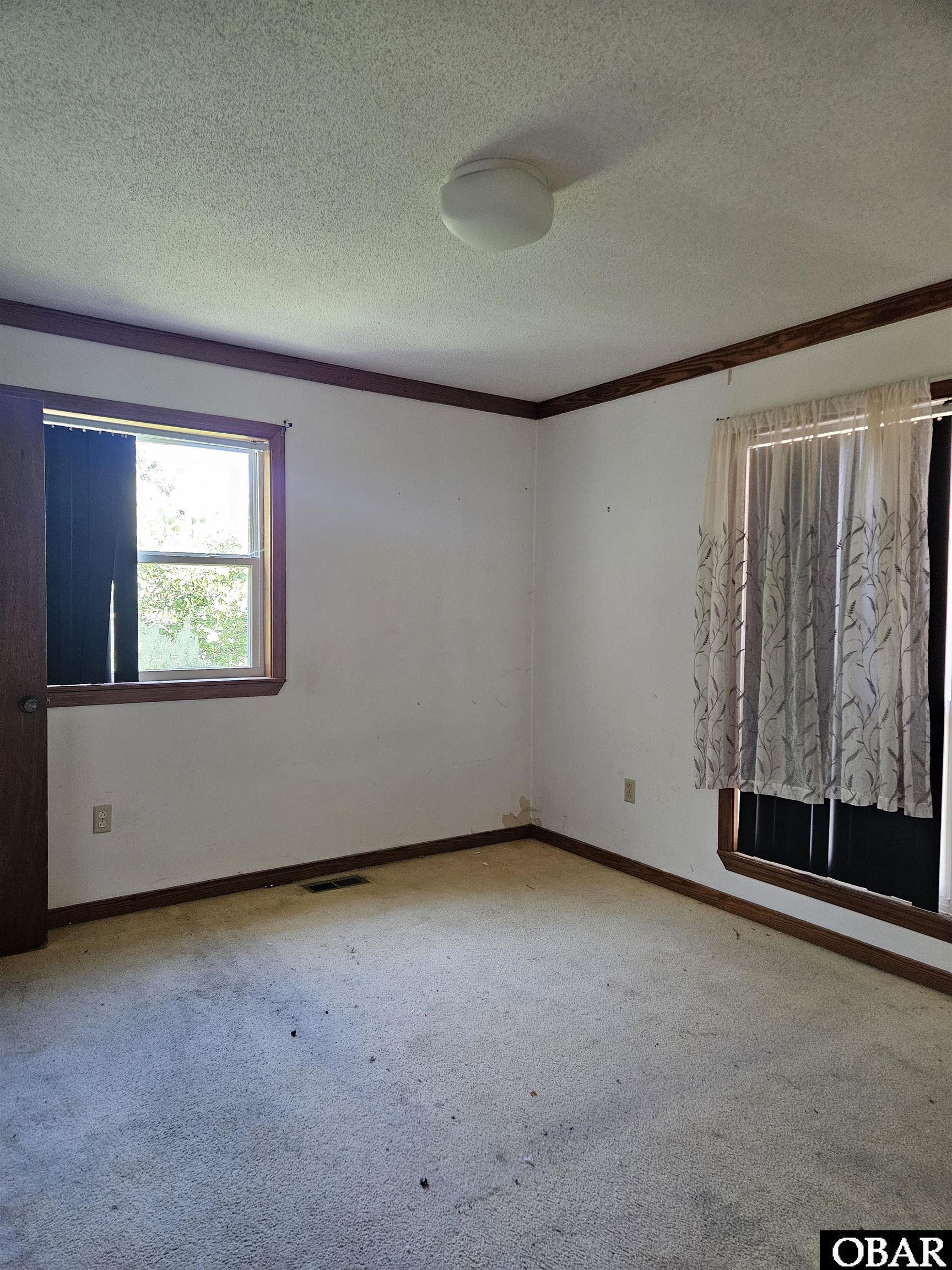 4401 Ride Lane Kitty Hawk, NC 27949 - Photo 9 of 32