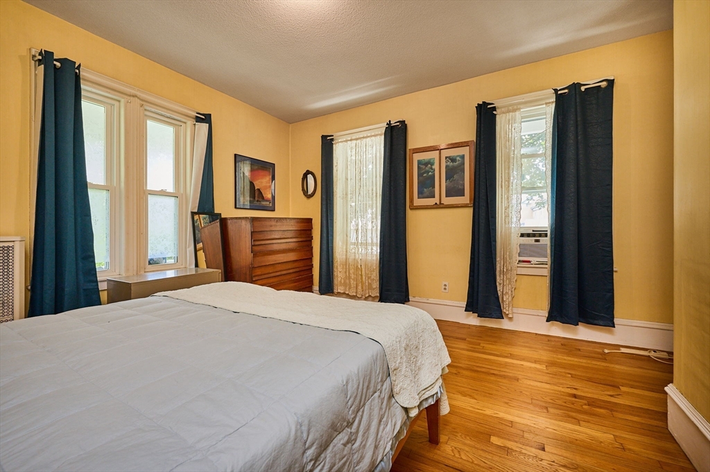 2 Pleasant Street Huntington, MA 01050 - Photo 16 of 36
