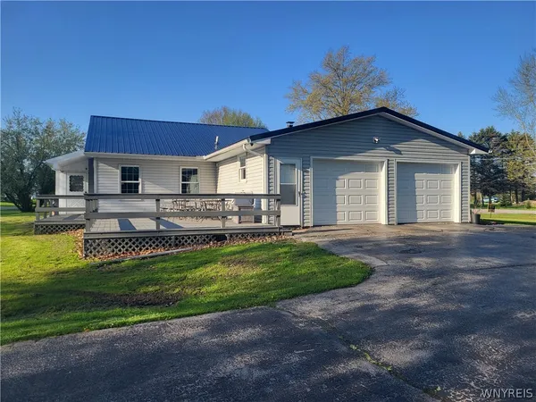 $334,500 | 7987 Kathryn Drive, Newstead, NY 14001