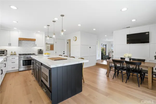 $1,999,888 | 20082 Gothic Circle, Huntington Beach, CA 92646