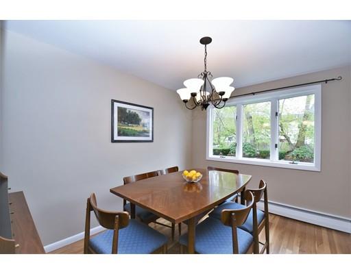 10 Carroll Road Woburn, MA 01801 - Photo 6 of 26