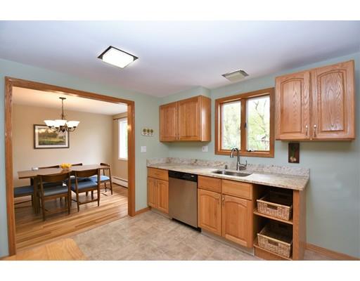 10 Carroll Road Woburn, MA 01801 - Photo 8 of 26