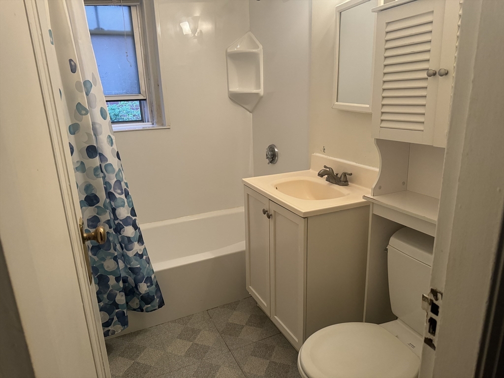 114 Strathmore Road, Unit 203 Boston, MA 02135 - Photo 8 of 12