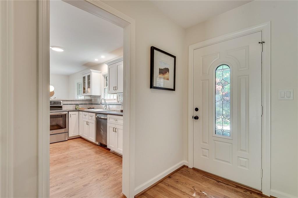 1275 Oak Grove Drive Decatur, GA 30033 - Photo 4 of 49