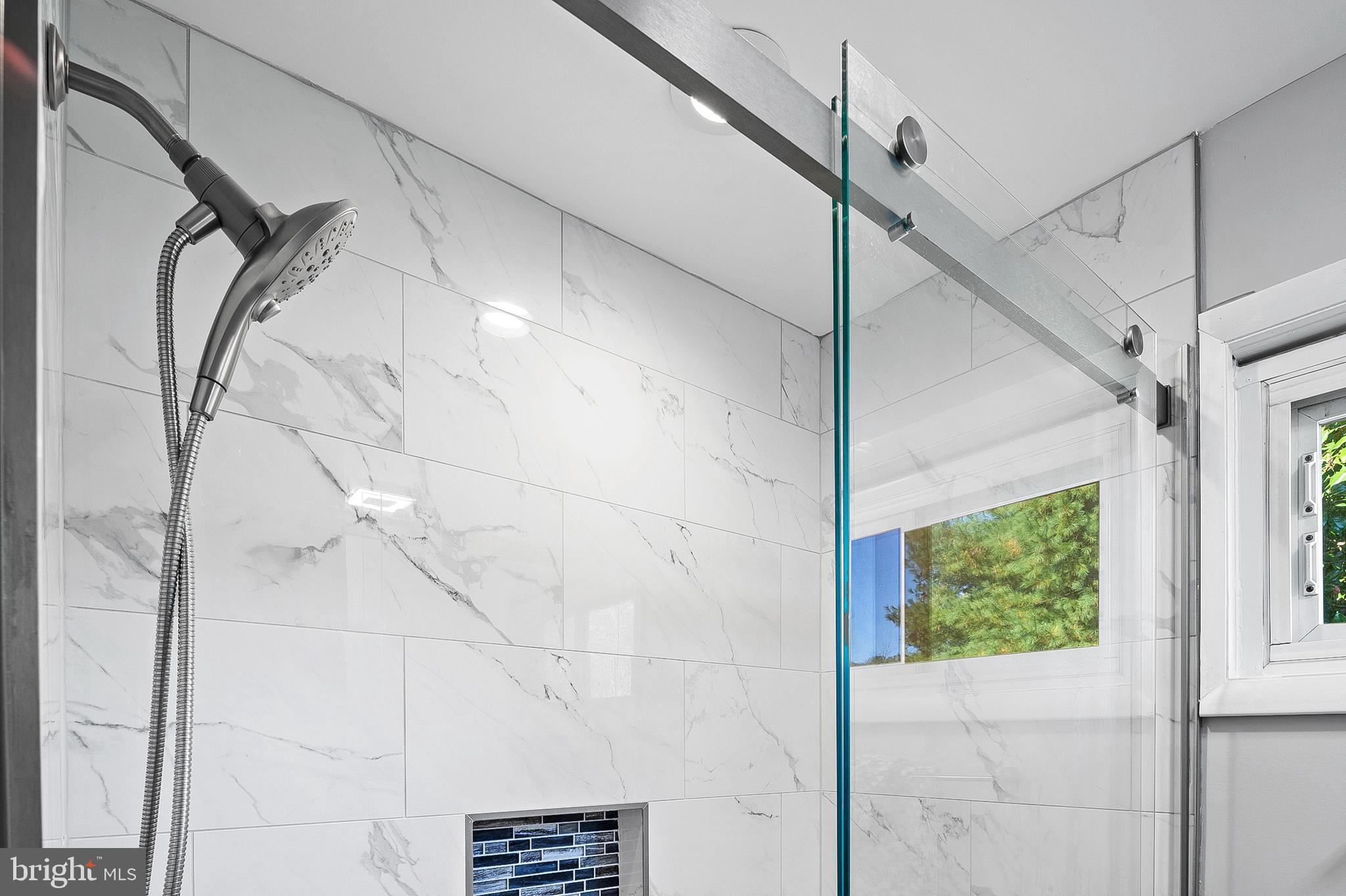 12500 Thompson Road Bowie, MD 20720 - Photo 24 of 48 Bathroom 2 Shower