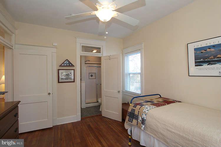 809 Philadelphia Avenue Silver Spring, MD 20910 - Photo 13 of 30 Bedroom1