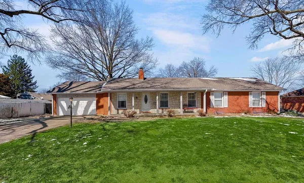 $300,000 | 12116 East 46th Street, Kansas City, MO 64133