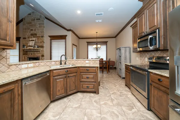 $386,000 | 485 Highland Place, Hallsville, TX 75650