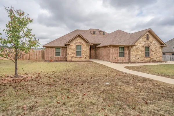 $386,000 | 485 Highland Place, Hallsville, TX 75650