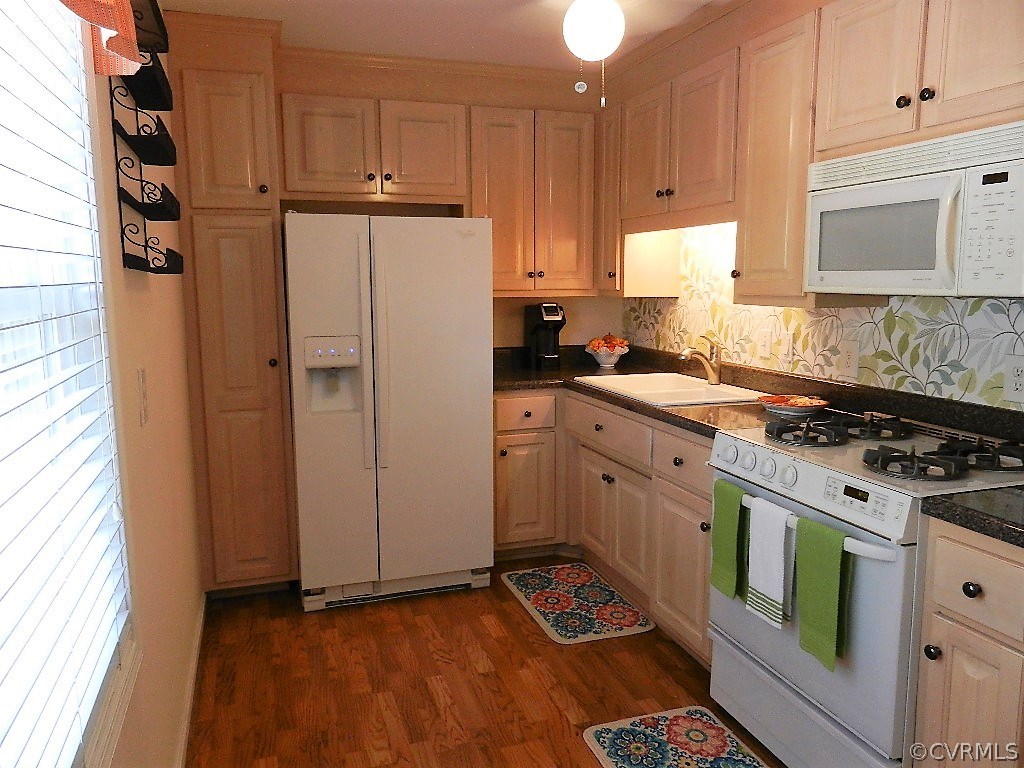 11 Waterfall Road, Unit 11 Henrico, VA 23228 - Photo 12 of 24 Gallery Image 12