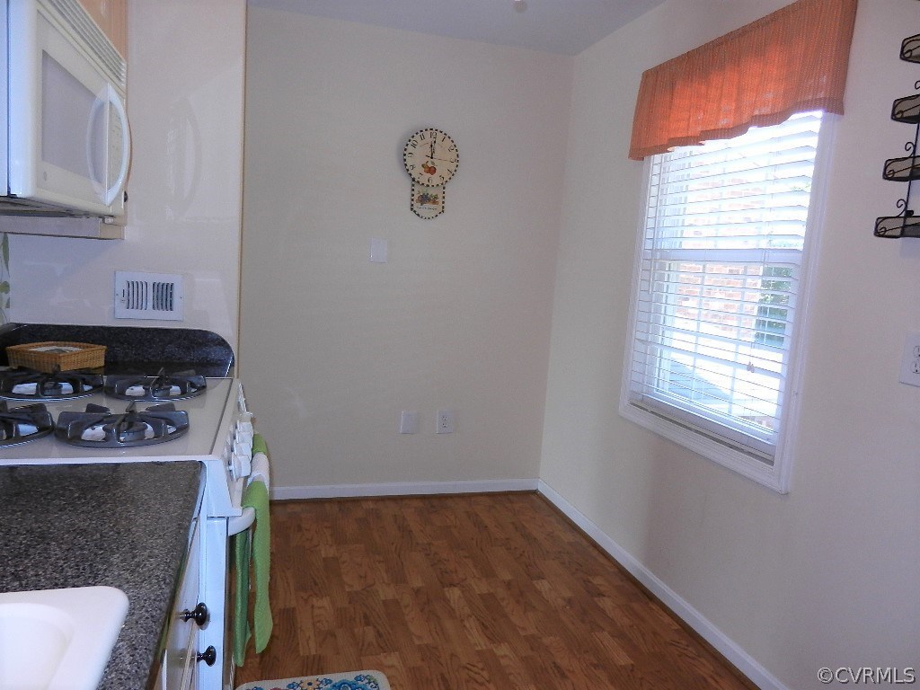 11 Waterfall Road, Unit 11 Henrico, VA 23228 - Photo 13 of 24 Gallery Image 13